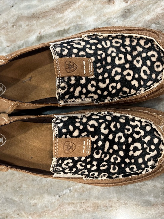 Ariat Shoes - Ariat Leopard Haircalf Slip-On Driving Loafers - Black & Tan